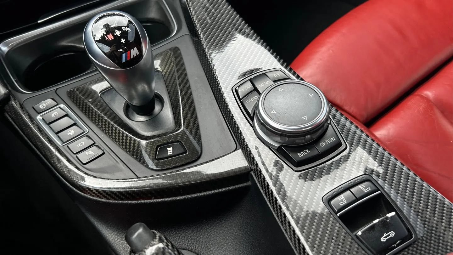 Used 2016 BMW M4 Convertible RWD image 37