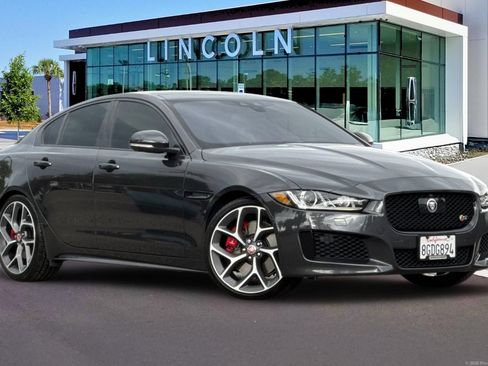 Used 2018 Jaguar XE S RWD image 2