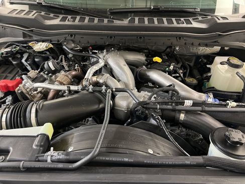 New 2025 Ford F550 4x4 Crew Cab Super Duty image 35