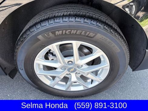 Used 2023 Chevrolet Equinox LS FWD image 23