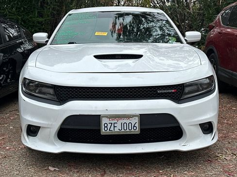 Used 2020 Dodge Charger GT RWD image 3