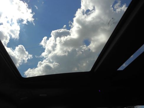 New 2026 Chrysler Pacifica Pinnacle image 25