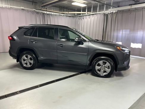 Used 2024 Toyota RAV4 XLE w/ Convenience Package AWD/4WD image 8