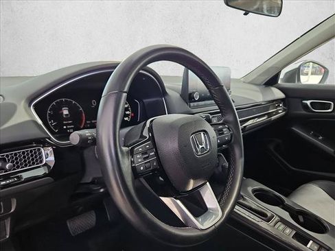 Used 2024 Honda Civic EX-L image 9