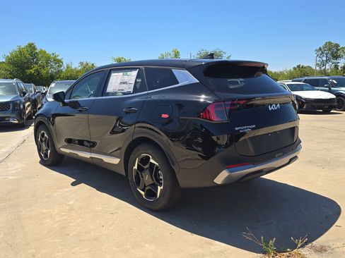 New 2026 Kia Sportage EX FWD image 6