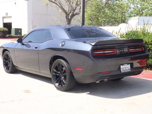 Used 2016 Dodge Challenger R/T w/ Blacktop Package image 10
