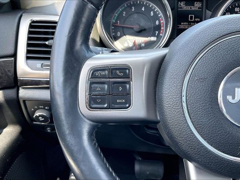 Used 2013 Jeep Grand Cherokee Altitude AWD/4WD image 22
