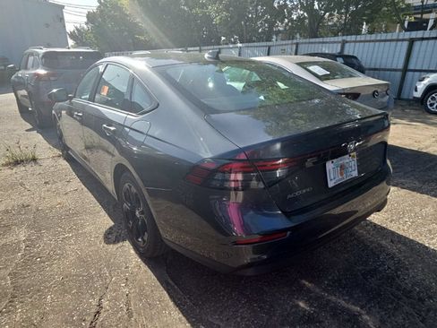 Used 2025 Honda Accord SE image 8