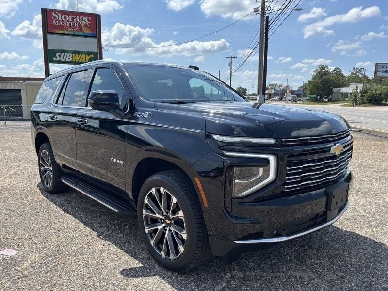Used 2025 Chevrolet Tahoe High Country RWD image 7