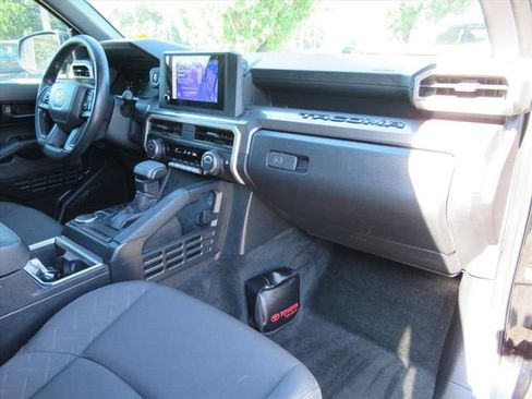 Used 2025 Toyota Tacoma SR5 RWD image 11