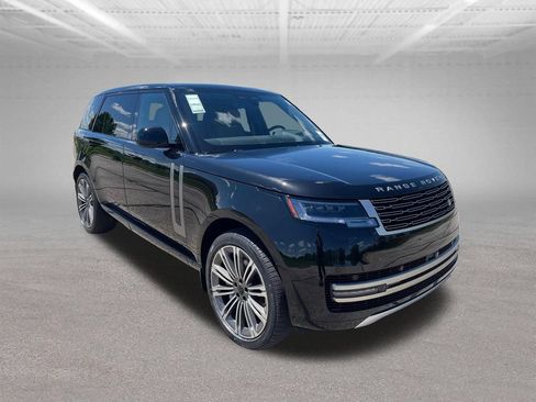 New 2026 Land Rover Range Rover Long Wheelbase SE AWD/4WD image 7
