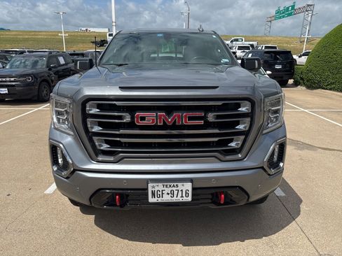 Used 2020 GMC Sierra 1500 AT4 w/ AT4 Premium Package image 2