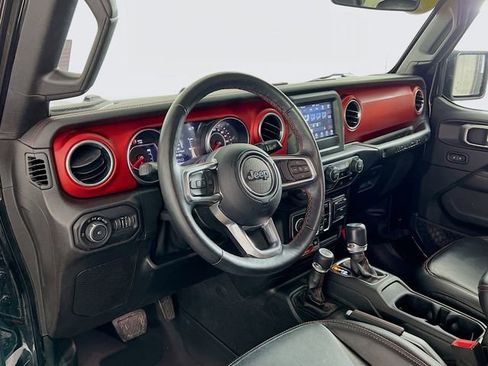 Used 2019 Jeep Wrangler Unlimited Rubicon w/ LED Lighting Group AWD/4WD image 34