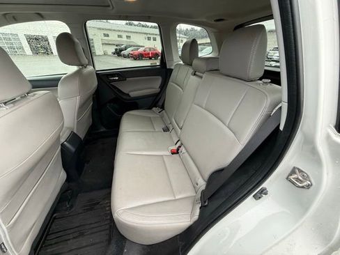 Used 2017 Subaru Forester 2.5i Limited w/ Protection Package #2 image 11