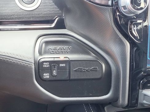 Used 2022 RAM 2500 Limited AWD/4WD image 27