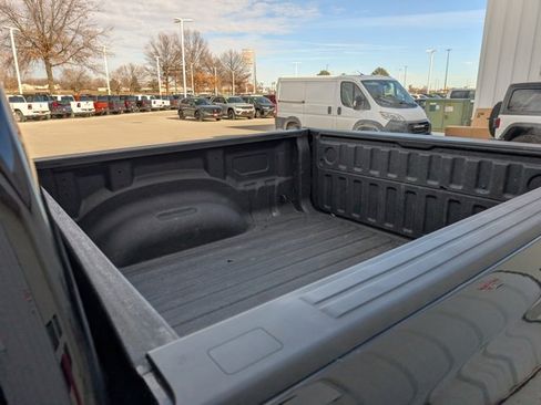 Used 2020 RAM 1500 Laramie w/ Off Road Group image 25