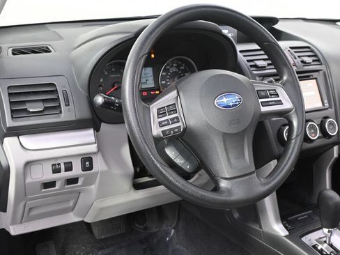 Used 2014 Subaru Forester 2.5i Premium AWD/4WD image 11
