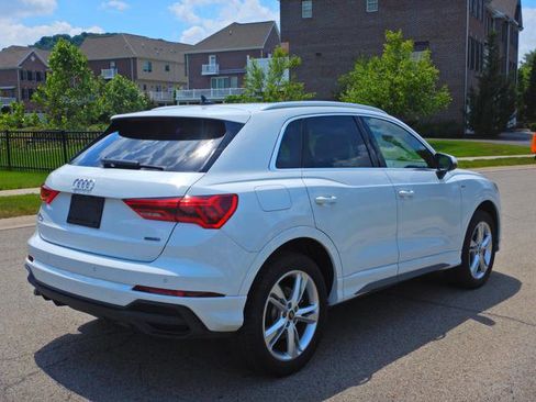 Used 2024 Audi Q3 2.0T Premium w/ Convenience Package AWD/4WD image 4