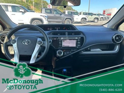 Used 2016 Toyota Prius C Three FWD image 9