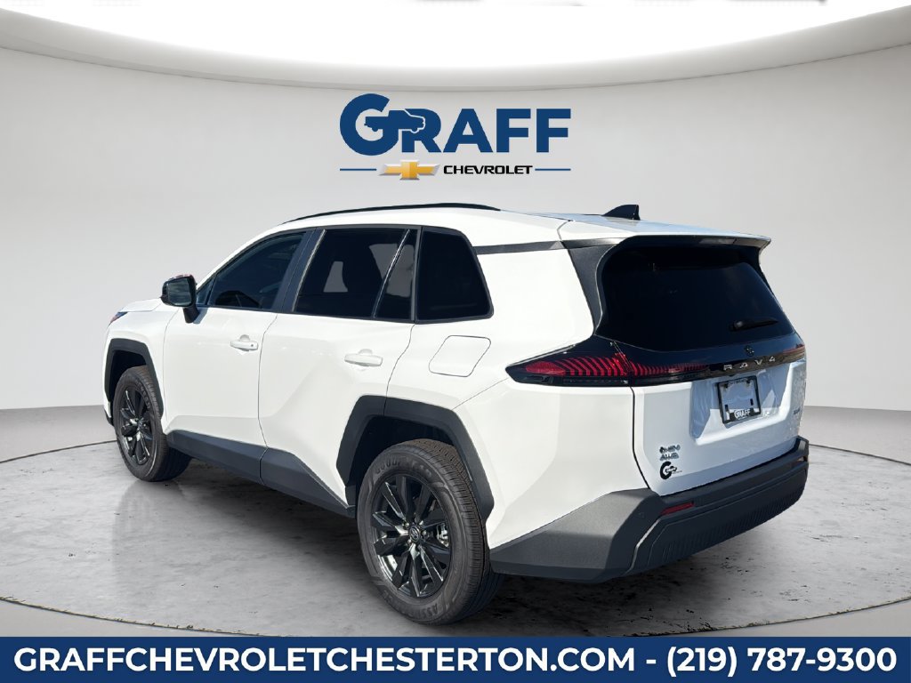 Used 2026 Toyota RAV4 XLE Premium AWD/4WD image 5