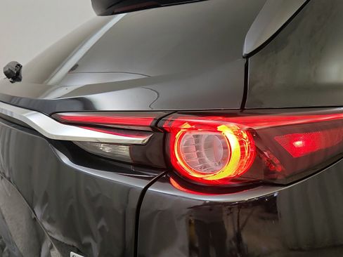 Used 2023 MAZDA CX-9 Touring Plus AWD/4WD image 34
