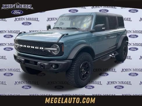 Used 2023 Ford Bronco Wildtrak AWD/4WD image 1