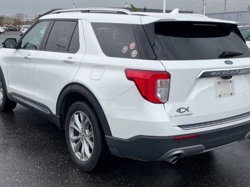 Used 2021 Ford Explorer Limited w/ Equipment Group 301A image 3