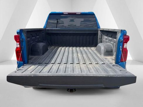 Used 2023 Chevrolet Silverado 1500 Custom AWD/4WD image 30