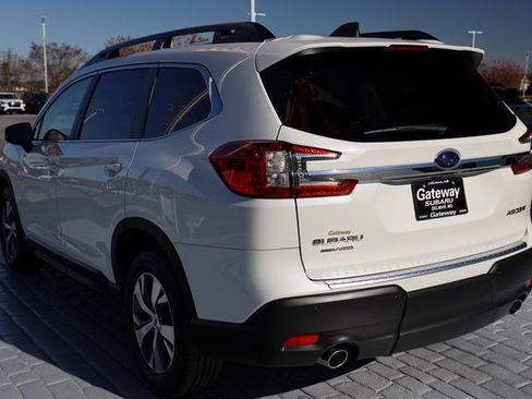 Certified 2025 Subaru Ascent Premium w/ Premium Package image 3