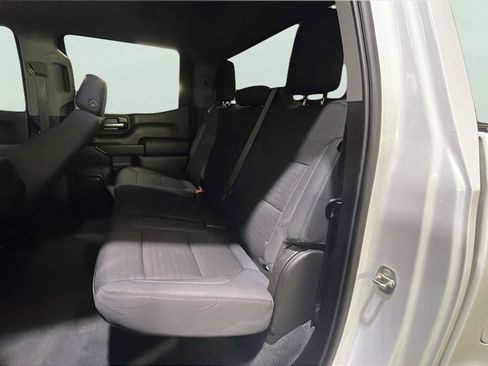 Used 2020 Chevrolet Silverado 1500 LT w/ All-Star Edition image 17