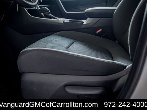 Used 2024 Toyota RAV4 LE image 23