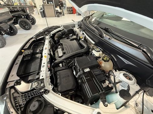 Used 2024 GMC Terrain SLT image 52