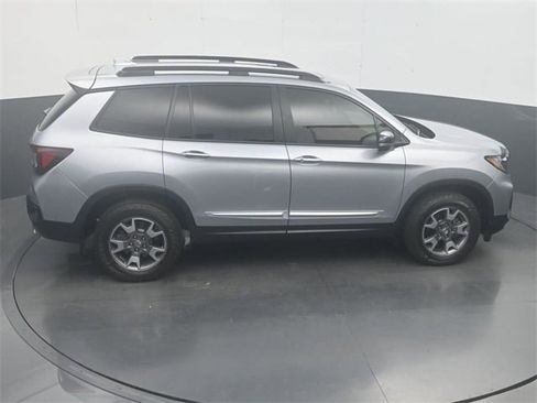 Certified 2023 Honda Passport TrailSport image 25