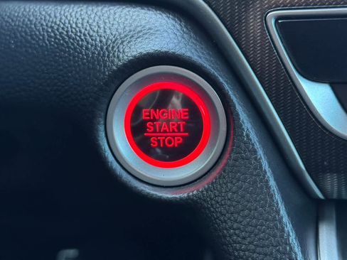 Used 2018 Honda Accord Sport image 21