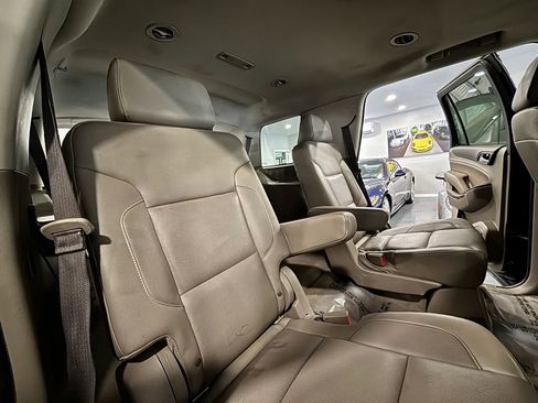 Used 2019 GMC Yukon SLT w/ Open Road Package RWD image 17