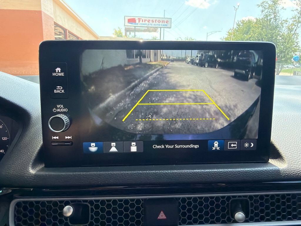 Used 2025 Honda Civic Sport image 29