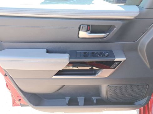 Used 2024 Toyota Tundra Limited image 13