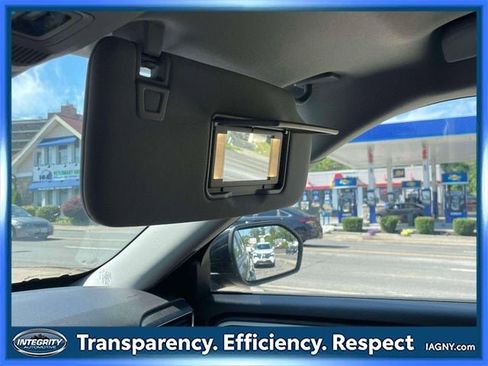 Used 2023 Ford Explorer Limited w/ Equipment Group 301A image 32