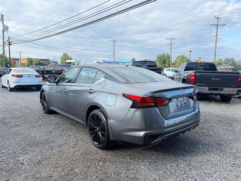 Used 2022 Nissan Altima 2.5 SR AWD/4WD image 7