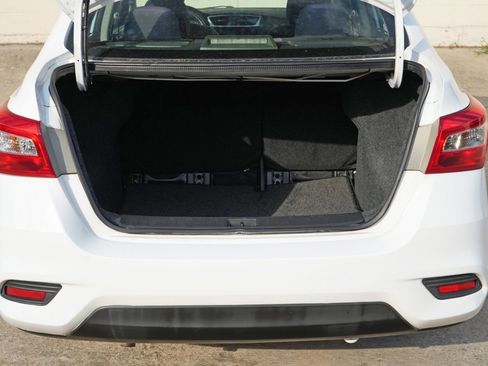 Used 2017 Nissan Sentra S w/ S Style Package FWD image 9