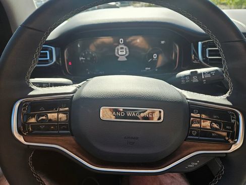 Used 2024 Jeep Grand Wagoneer L 4WD image 19