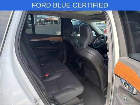 Used 2024 Volvo XC90 B5 Plus AWD/4WD image 28