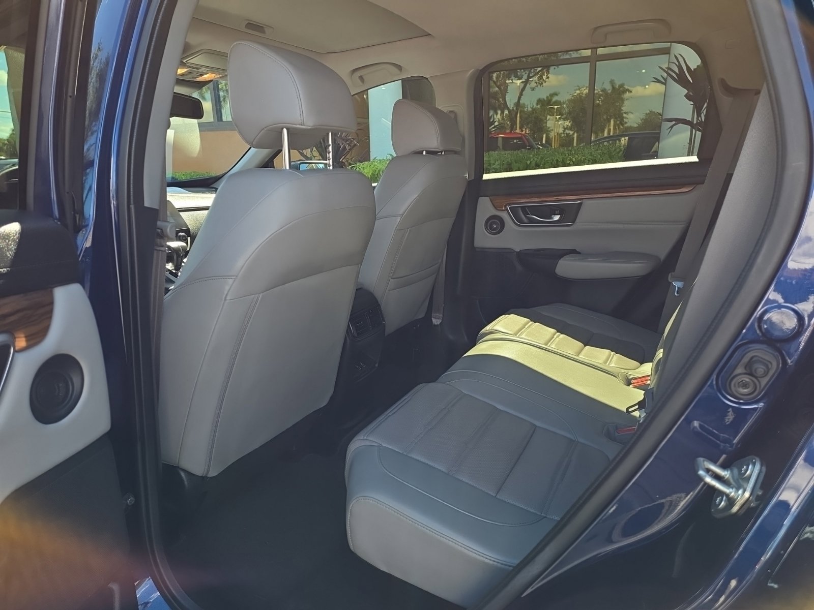Used 2018 Honda CR-V EX-L image 6