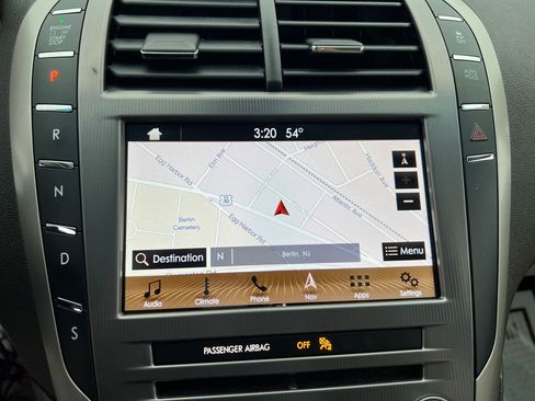 Used 2017 Lincoln MKZ Select w/ Select Plus Package image 27