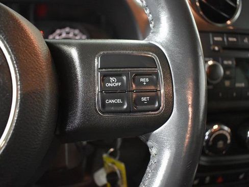 Used 2017 Jeep Patriot Latitude image 14