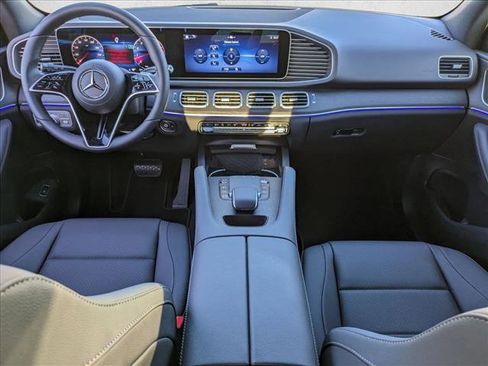 New 2025 Mercedes-Benz GLE 450 4MATIC image 12