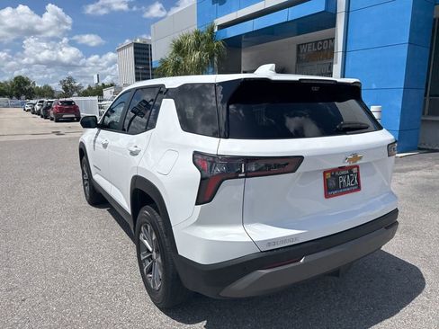 Used 2025 Chevrolet Equinox LT w/ Safety and Technology Package FWD image 8
