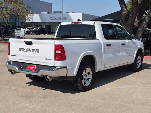 Used 2025 RAM 1500 Big Horn AWD/4WD image 9