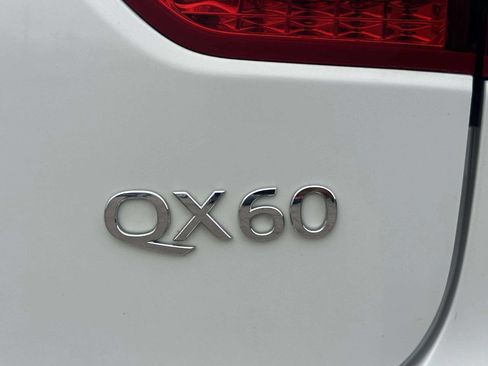 Used 2014 INFINITI QX60 Luxe w/ Deluxe Touring Package AWD/4WD image 37