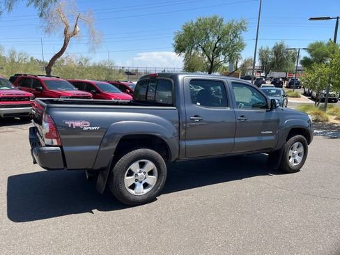 Used 2013 Toyota Tacoma PreRunner w/ TRD Sport Pkg RWD image 5